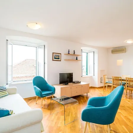 Deluxe Duplex House With Terrace Ragusa