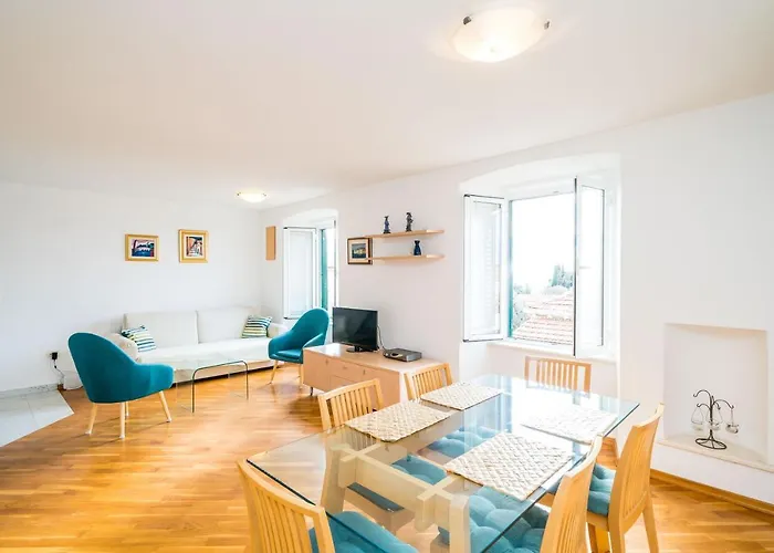 Deluxe Duplex House With Terrace