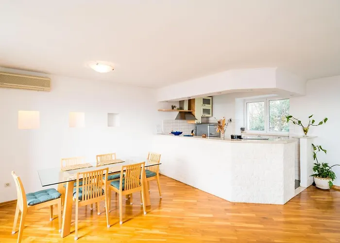 公寓 Deluxe Duplex House With Terrace *