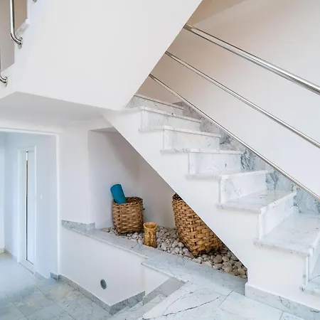 Deluxe Duplex House With Terrace شقة *