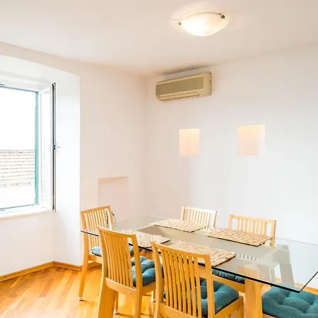 아파트 Deluxe Duplex House With Terrace *